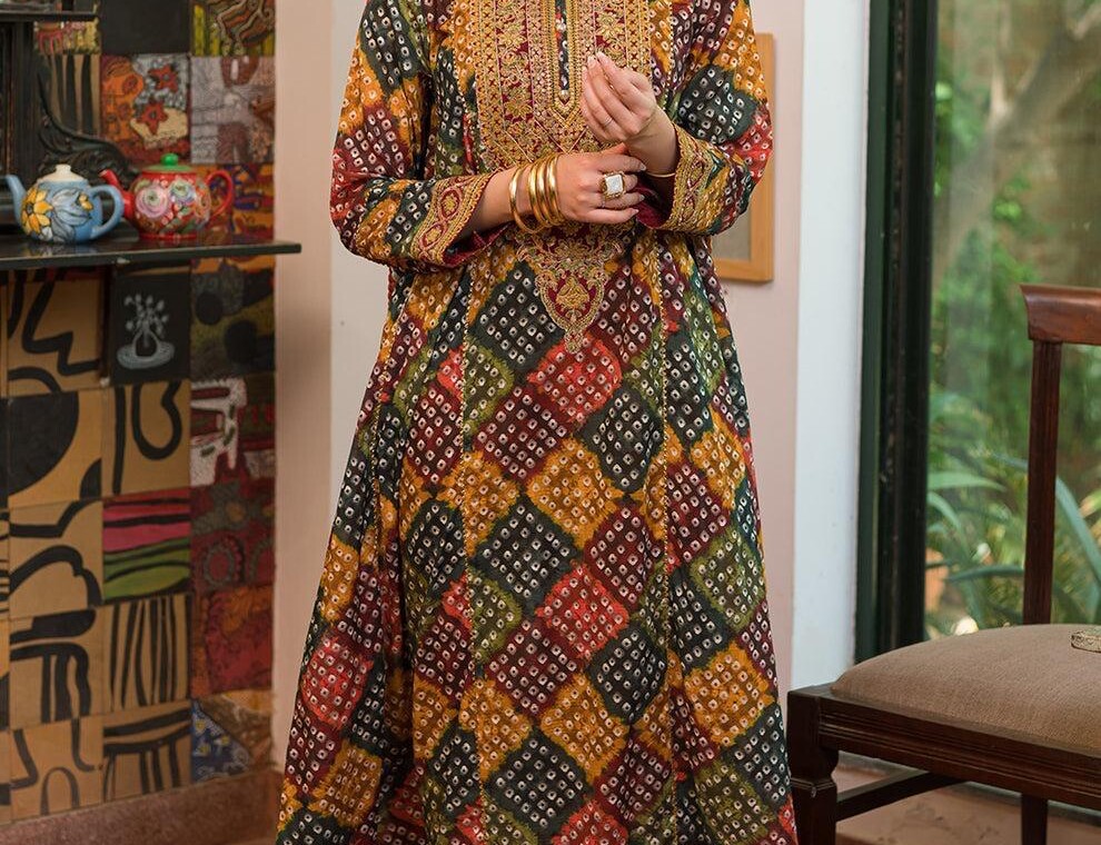 Pakistani Ready to Wear Sizing: Does a Medium Fit Like a UK 10-12?